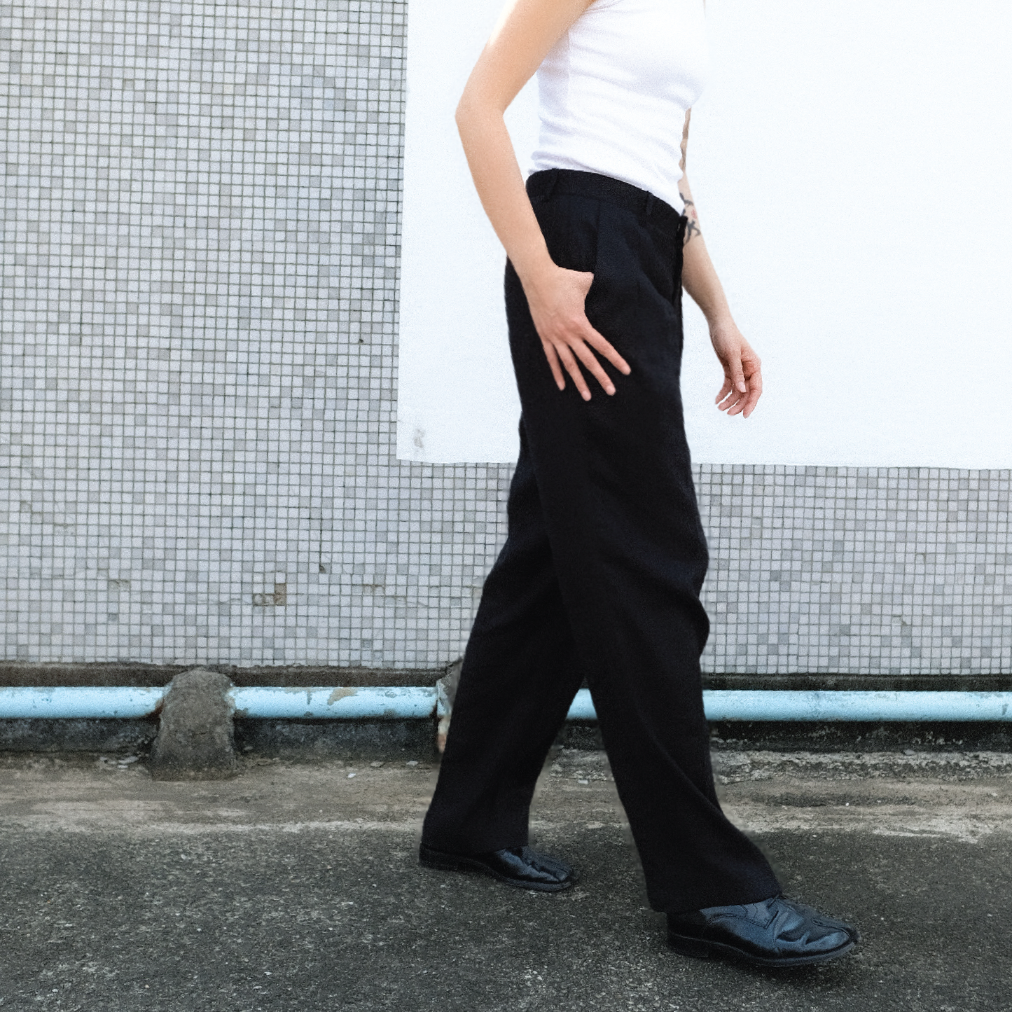 Cory Pleated Tailored Trousers | Black